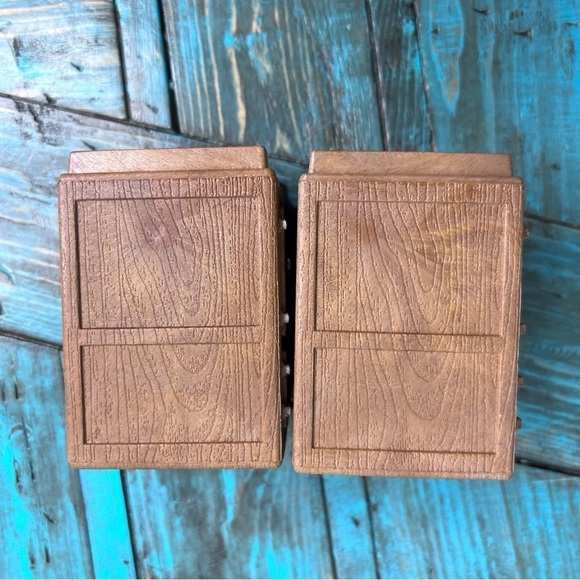 Vintage Plastic Icebox Salt and Pepper Shakers Kitsch Kitchen Decor - Picture 6 of 12